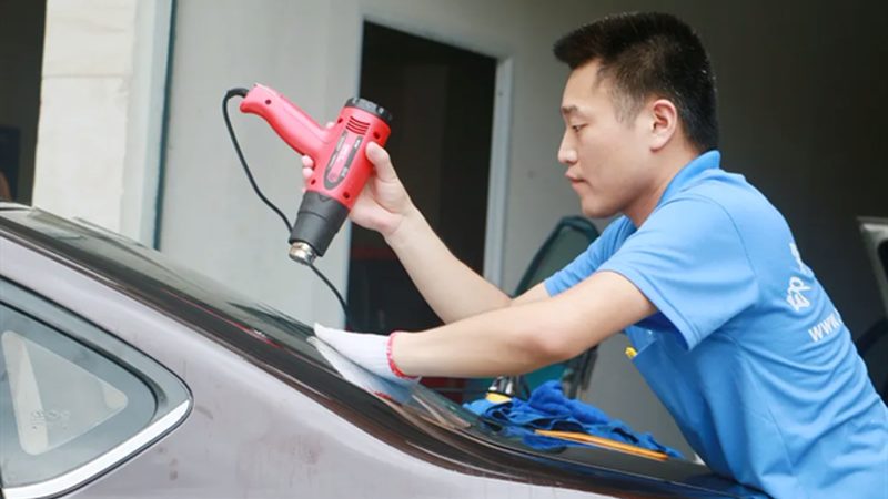 新手汽车保养用品必备：如何挑选合适的工具与材料